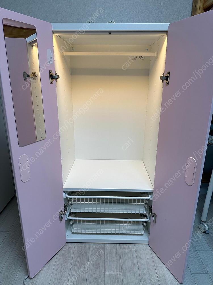 이케아 스투바 옷장(어린이 옷장) 팝니다.--2