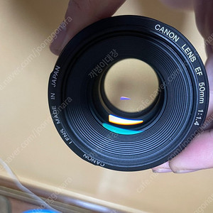 캐논 EF 50mm 1.4 렌즈 팝니다.