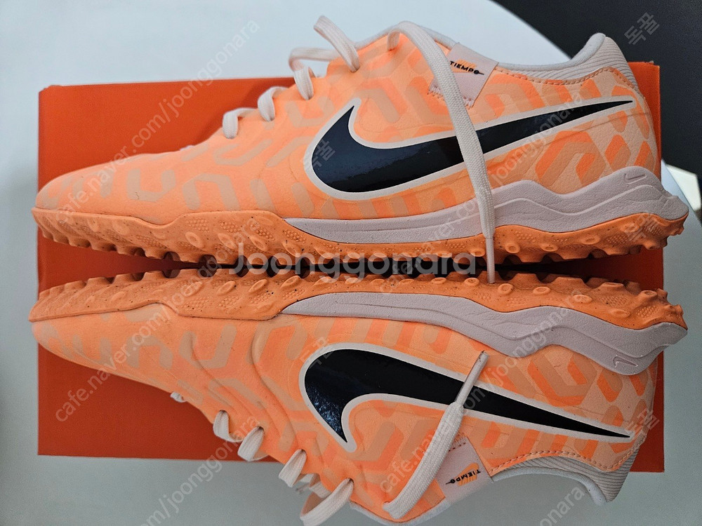 나이키 풋살화 티엠포 레전드10 아카데미 260사이즈--3