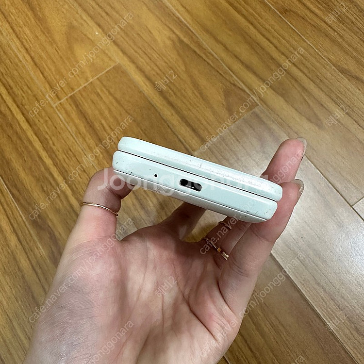 갤럭시 폴더2 g160 화이트 32G--3