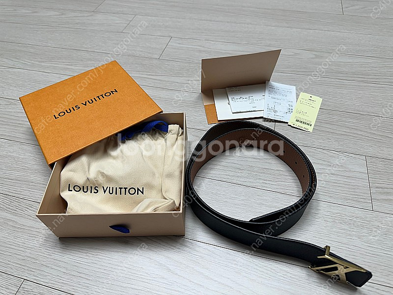 루이비통 이니셜 40MM 리버서블 토리용 벨트95cm--0