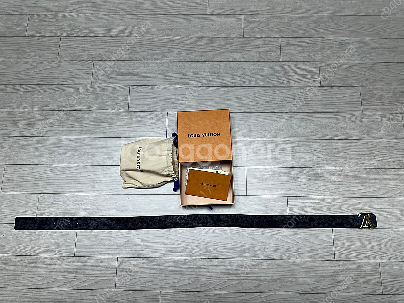 루이비통 이니셜 40MM 리버서블 토리용 벨트95cm--5
