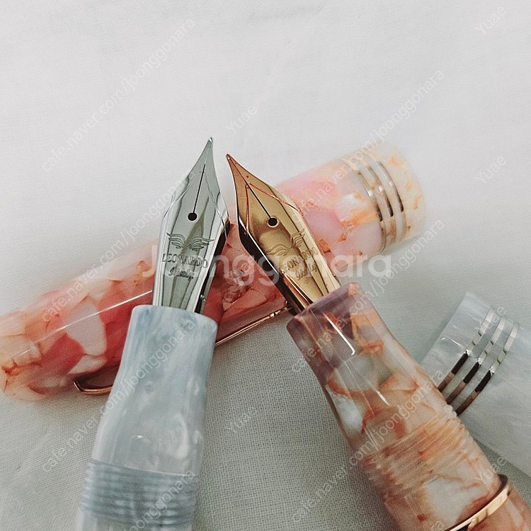 레오나르도 모멘토 메지코 핑크솔트 / 화이트솔트--1