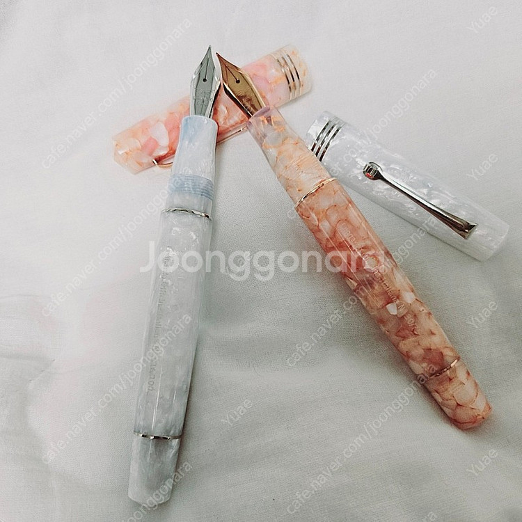 레오나르도 모멘토 메지코 핑크솔트 / 화이트솔트--2