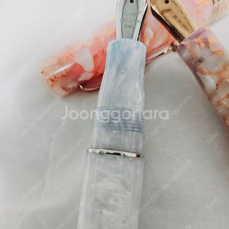 레오나르도 모멘토 메지코 핑크솔트 / 화이트솔트--3