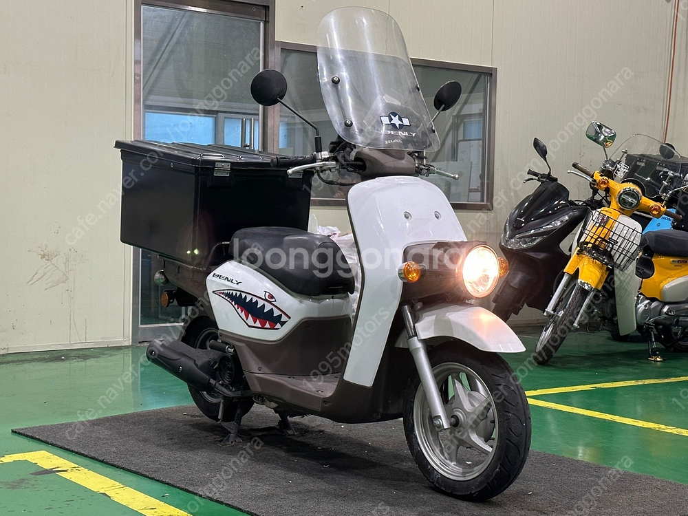 [판매] 혼다 벤리110 2018년형 완벽상태 화이트차량 판매합니다.--5