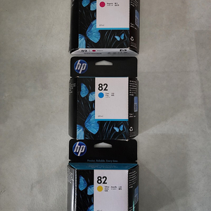 HP 82 C4911A파랑 C4912A빨강 C4913A노랑 정품 잉크 팝니다