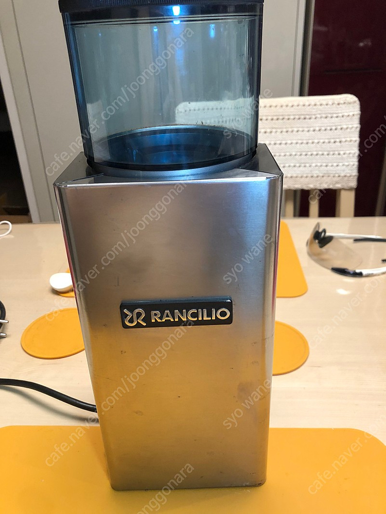 란실리오 록키 도저리스 커피 전동그라인더 이미지