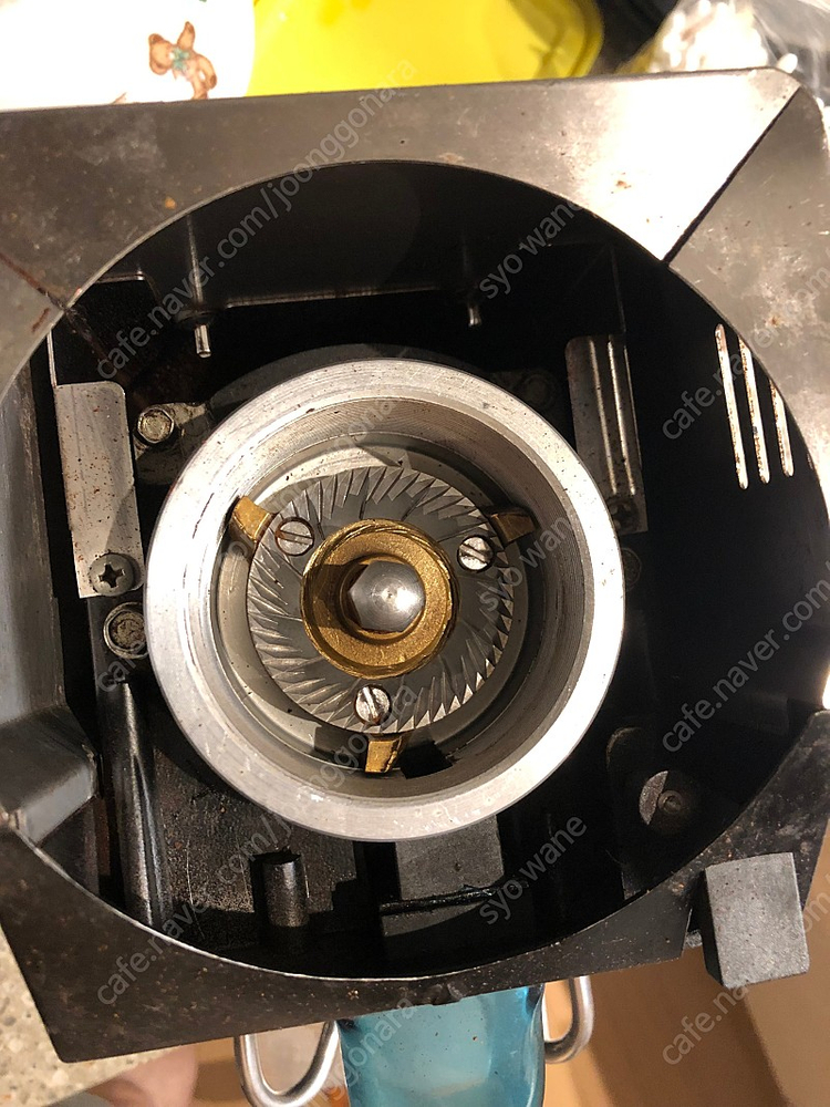 란실리오 록키 도저리스 커피 전동그라인더 이미지