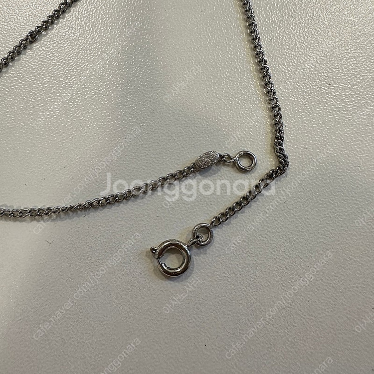 샤넬 빈티지 양면 로고 제니 지민 목걸이 블랙--1