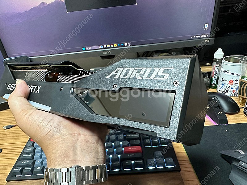 GIGAGYTE AORUS MASTER RTX 3070...--4