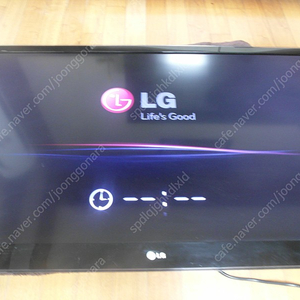 고장난 TV LG 47인치(전원 들어왔다가 바로 꺼짐) 와 42인치(전원 안들어옴) 2대 일괄 50,000원 판매합니다.