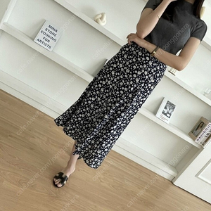 마벨비 floral skirt 플로럴 스커트 1시이즈 판매합니다