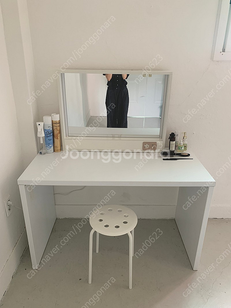 넓은 화이트 책상 (정가 42,000원) 화장대 컴퓨터...--1