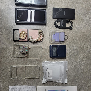 창원 갤럭시 플립 3 라벤더 256g 판매합니다