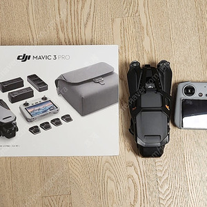 DJI 매빅3 프로 + 2년케어 팝니다.