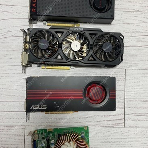 고장난 그래픽 카드 3장[rx570 4gb, r9 270x 2gb, hd6870 1gb]