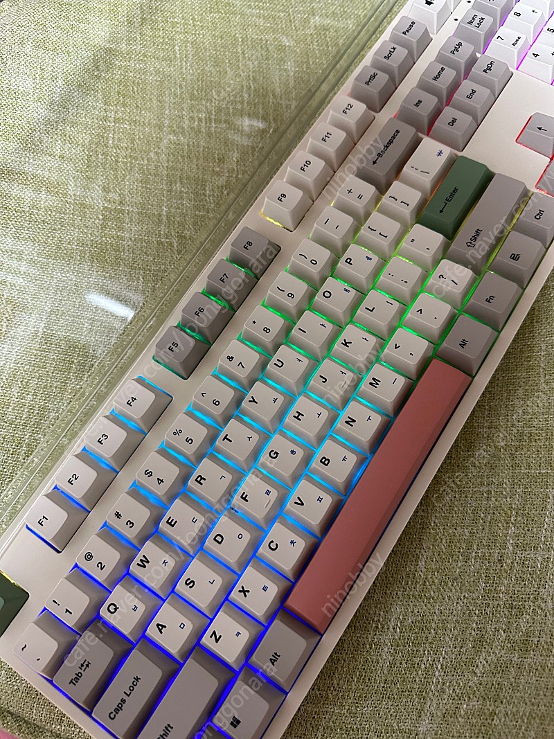 Varo v108 저소음 백축 유무선 블투 기계식 키보드 | 중고나라 - 안심되는 중고거래