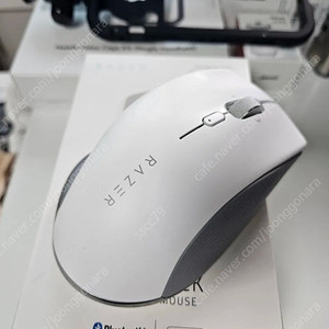 레이저 프로클릭 마우스 / 레오폴드 FC900RBT 기계식키보드 / 보스코리아 컴패니언20 스피커