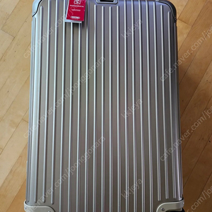 리모와(RIMOWA) 캐리어 티타늄 78L