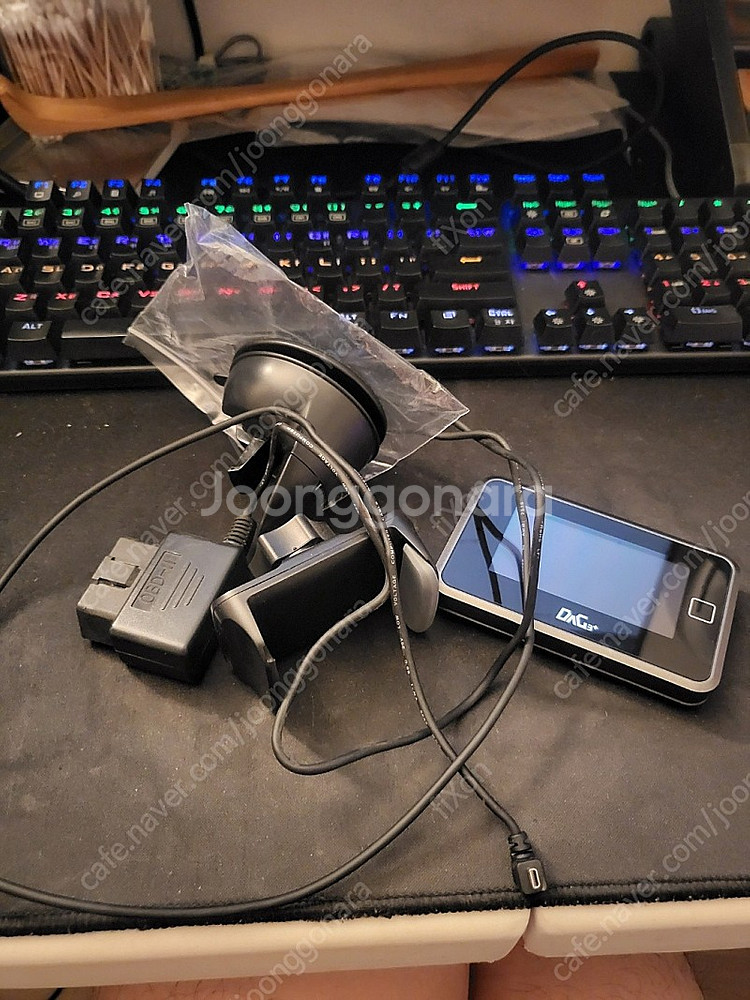 다그3플러스 거치대포함 판매합니다. 14만원.--2