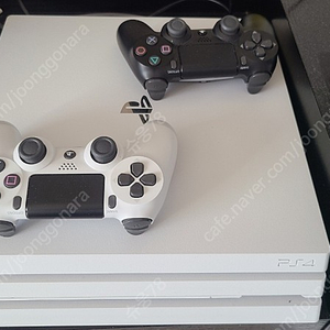 ps4 pro CUH-7218 1t 화이트, 듀얼쇼크 2개