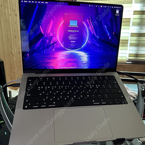 맥북프로 14인치 M2 Pro 실버색상 (10코어 CPU, 16코어 GPU, 16GB 램, 1TB SSD) 판매합니다