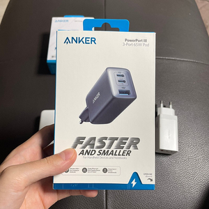 앤커 나노2 65W Powerport 3 USB-C & USB-A 충전기 (Anker Nano II 735 charger 220V)