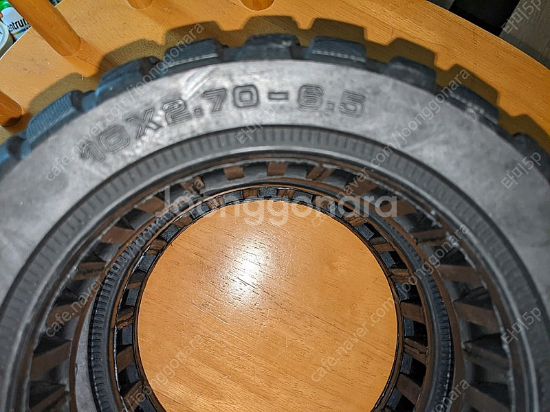 Airless 솔리드 타이어 10 x 2.75 한쌍--2
