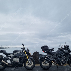 부산 사하구 굿컨디션 BMW S1000R 싱글알 16년식 판매합니다 (급매)