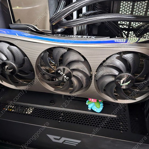 rtx4080 조택 amp 팝니다.