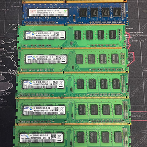 데스크탑 메모리 DDR3 2G 10600 개당 3천원 택배 별도