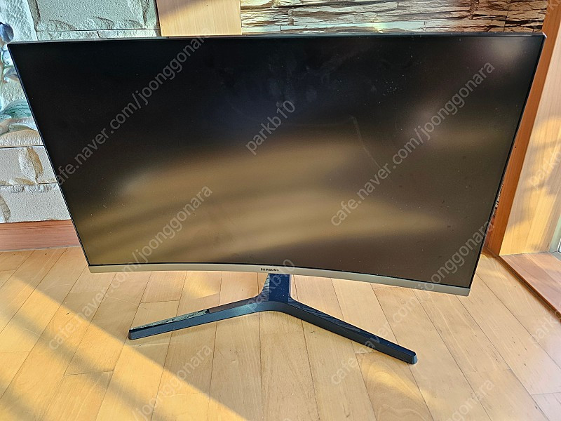 삼성 27인치 커브드 모니터팝니다--1