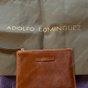 아돌포 도밍게즈(ADOLFO DOMINGUEZ) 송치 가죽 파우치 지갑 가방 새것 미사용