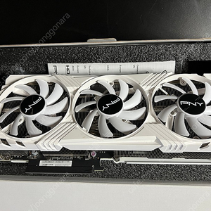 pny 4070ti 화이트 팝니다. 23년 8월 10일 구매 제품