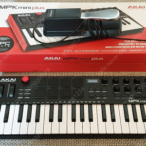 AKAI MPK Mini Plus 37 건반 + 서스테인페달