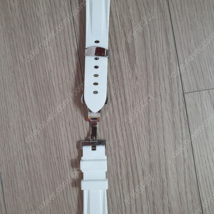 (안하) 미사용 파네라이 스타일(로고X) 화이트 러버밴드 흰색 시계줄 스트랩 디버클 22미리 22mm