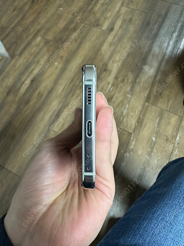 플립5 512g 크림 삼케플 1년 사전예약제품 판매합니다(자급제) 확정기변 3사 및 알뜰폰 사용가능 ﻿--5