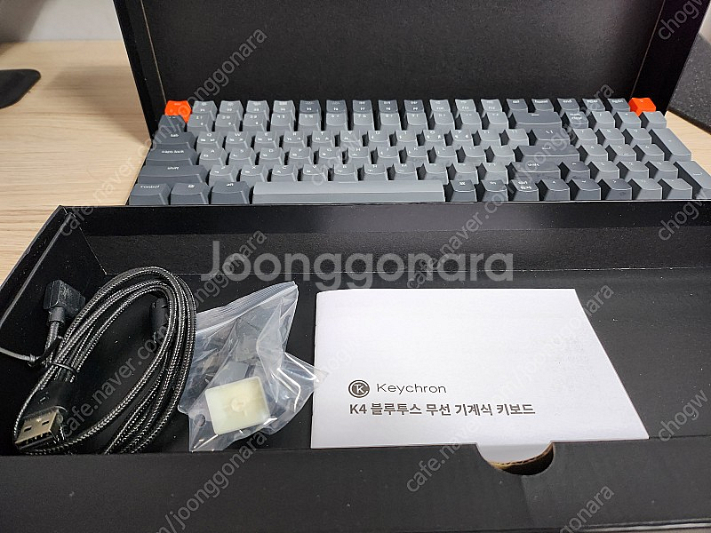 키보드 키크론 k4 v2 rgb 갈축--1