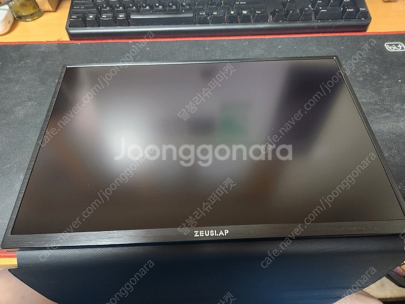 제우스랩 16인치 휴대용 모니터 (P16K) 판매합니다...--0