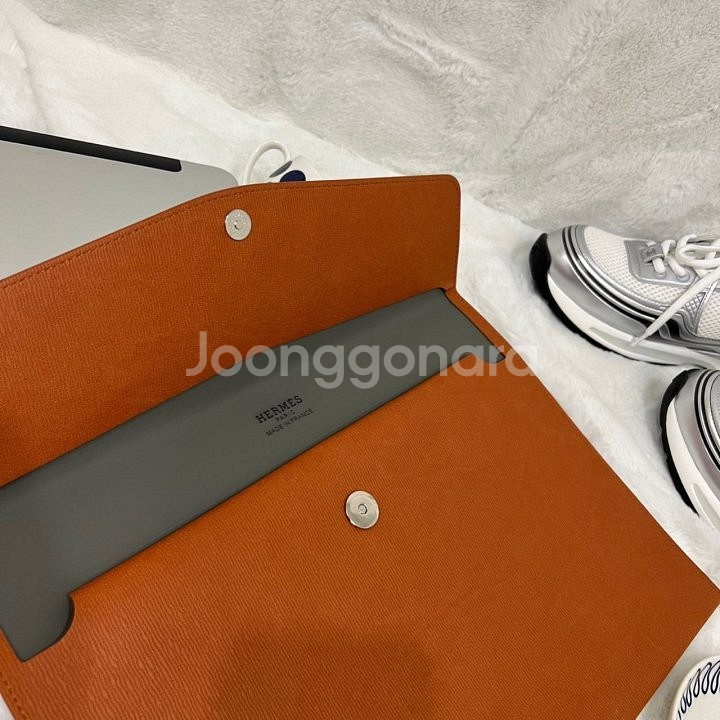 에르메스 칼비 클러치백--4
