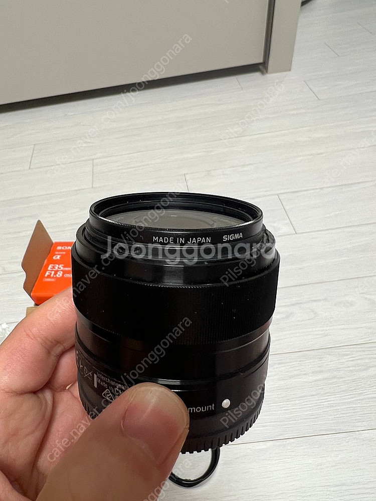 소니 E 35mm f1.8 OSS 팝니다.--4