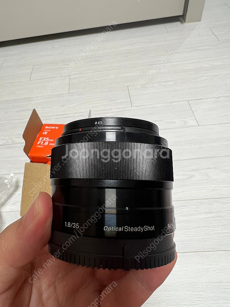 소니 E 35mm f1.8 OSS 팝니다.--5