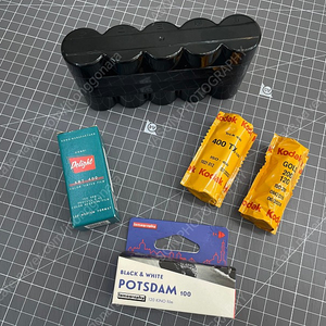 중형필름 4롤 코닥골드 TX 코노딜라이트 로모포츠담