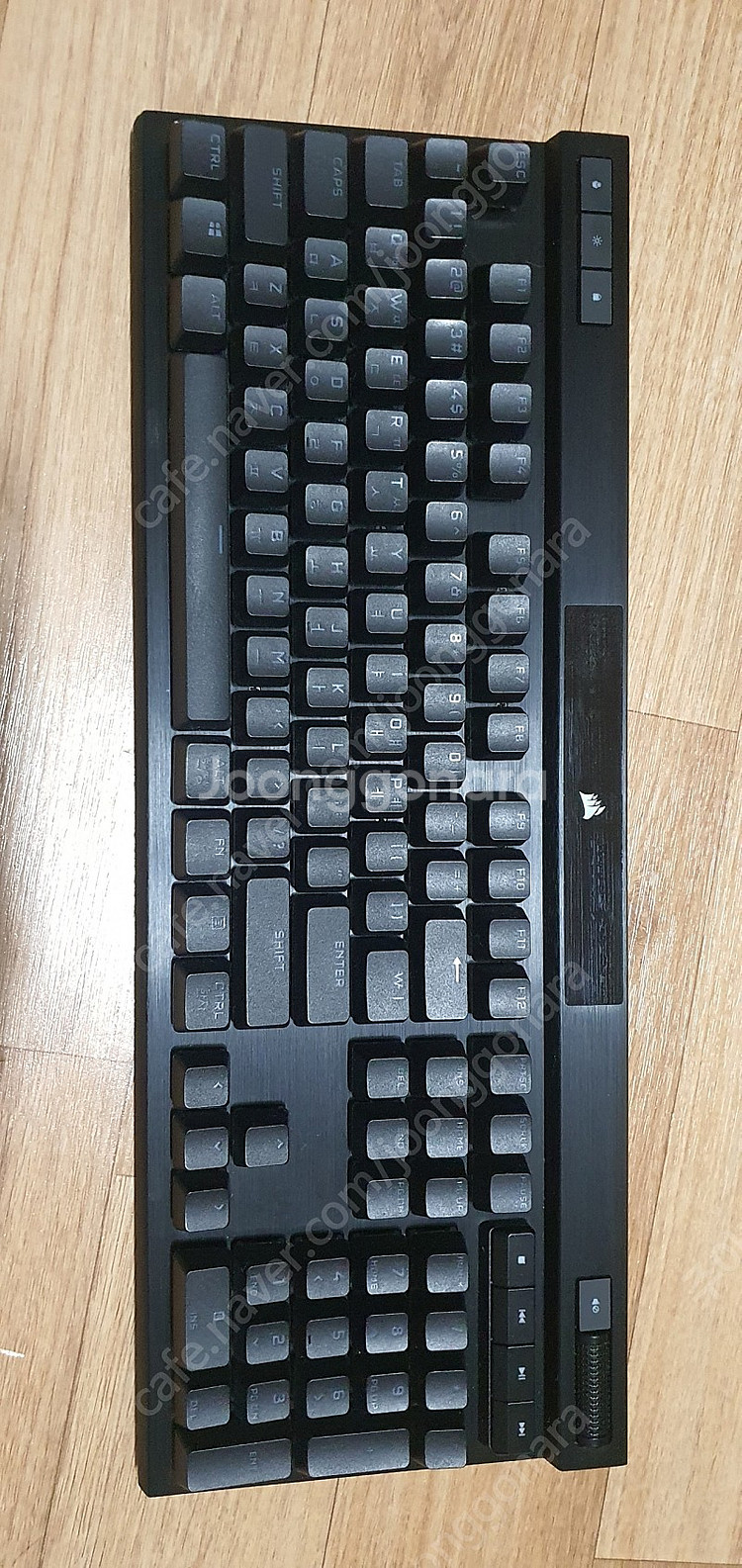 커세어 K70 RGB PRO 저소음 적축 기계식--2