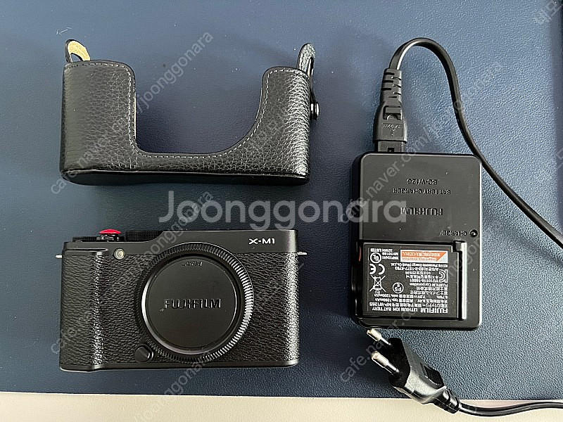 후지 x-m1 블랙바디 팝니다--0
