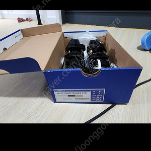 미즈노 인조잔디화 260미리 새상품입니다