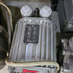 에드워드 펌프 드라이펌프 진공펌프 모터