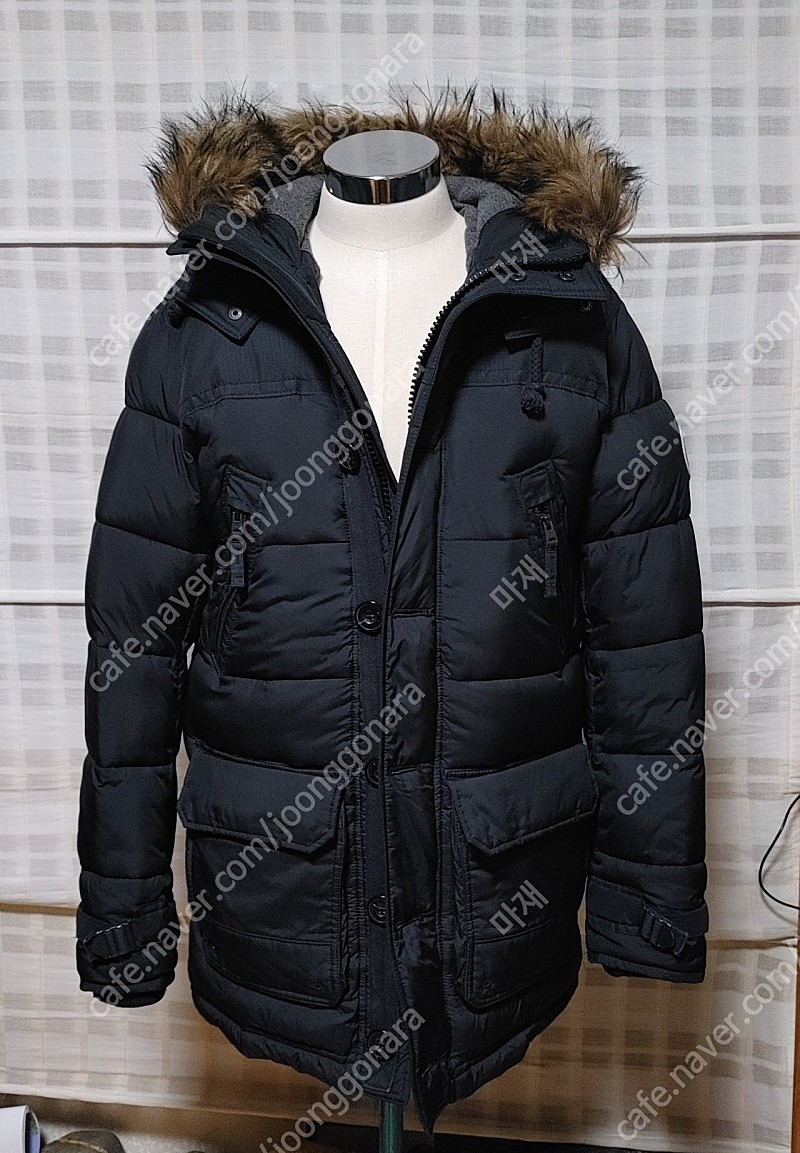 (Abercrombie) 아베크롬비 검정 패딩 점퍼 95