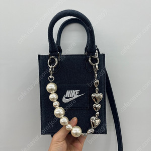 켈리인서울 켈리즈 쁘띠백 신상 나이키